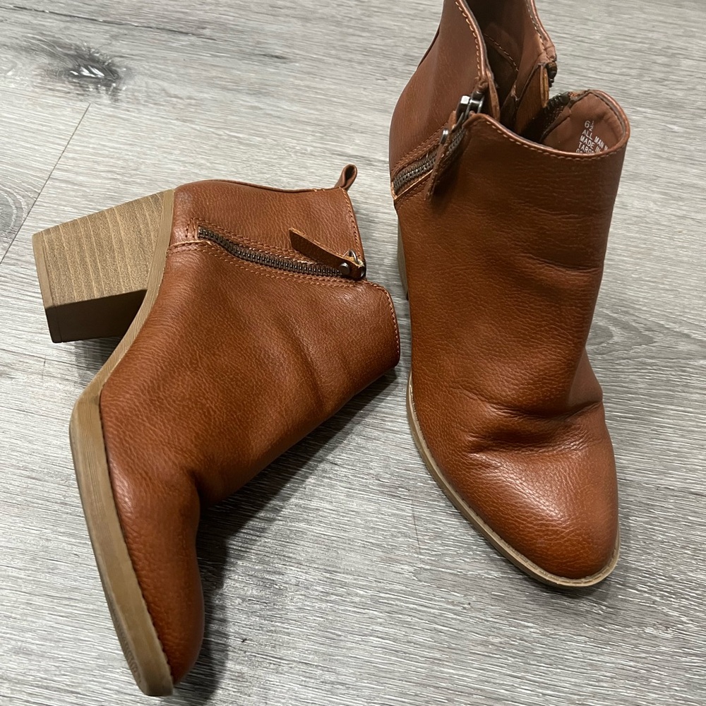 Brown caramel booties 2.5 inch heel